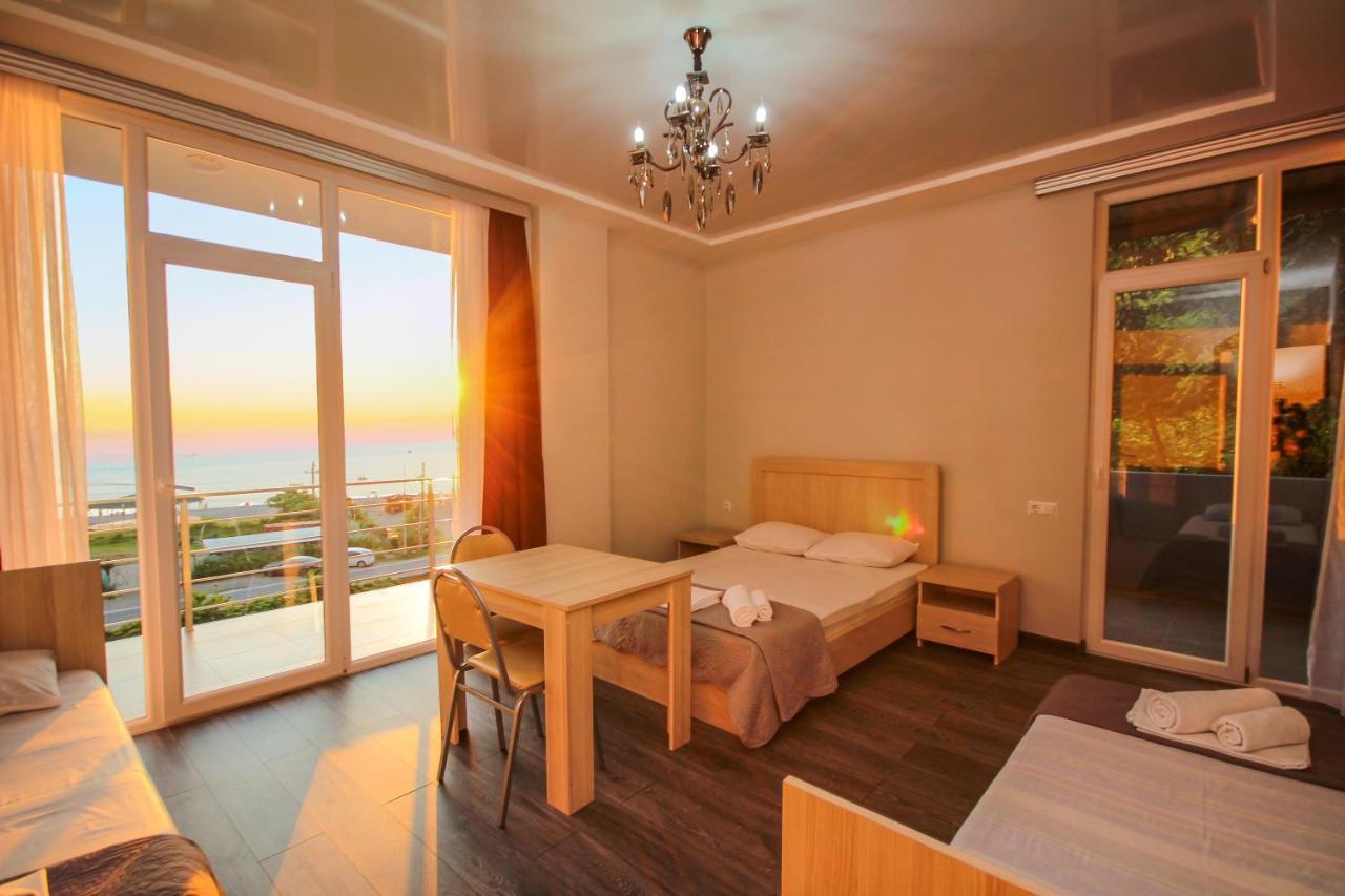 Guest House 99 Batumi Exterior photo