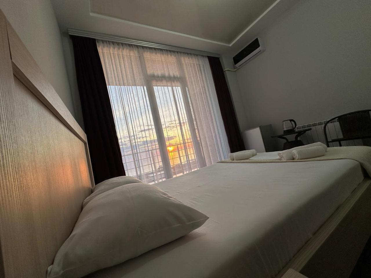 Guest House 99 Batumi Exterior photo